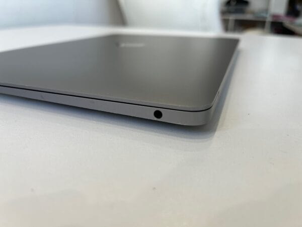 MacBook Air (13-inch, M1, 8GB Memory, 256GB Storage) - Image 5