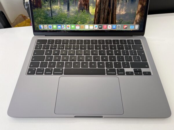MacBook Air (13-inch, M3, 8GB RAM, 256GB SSD) - Image 2