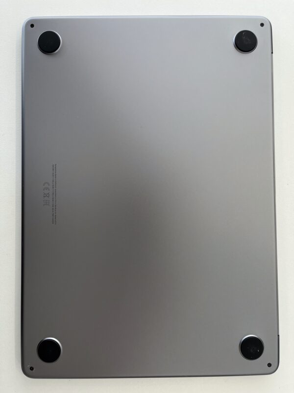 MacBook Air (13-inch, M3, 8GB RAM, 256GB SSD) - Image 3